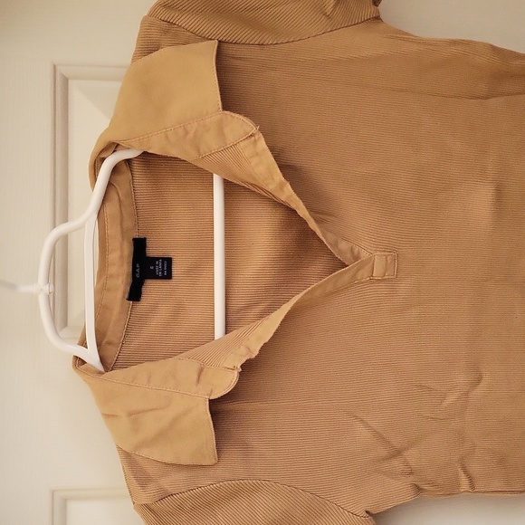 Vintage Gap Tan V-Neck Polo Collar Ribbed Tee, Size S - Picture 3 of 7
